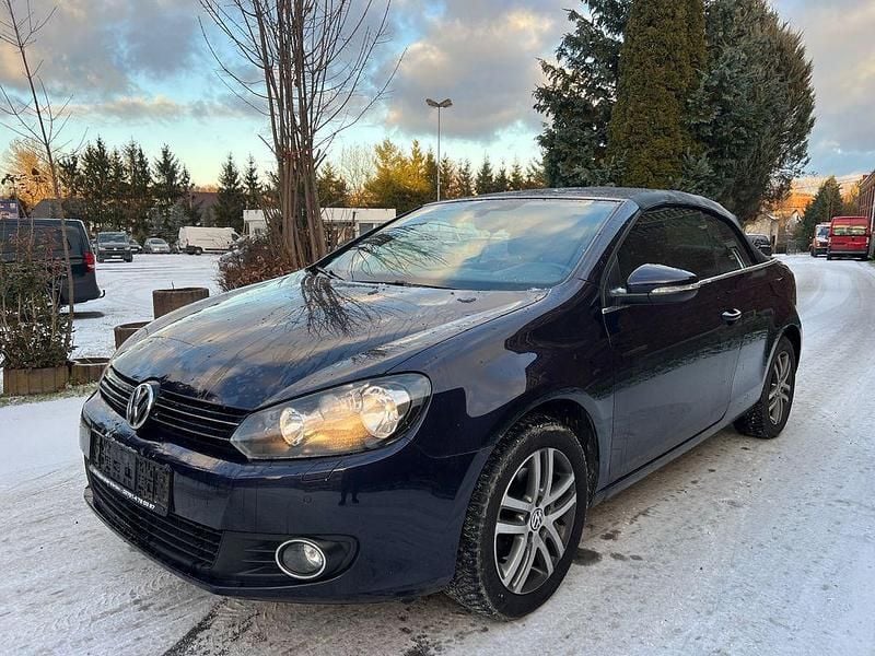 Gebraucht VW Golf Cabriolet Basis 105 PS (77 kW) 2015 Violet Cabrio