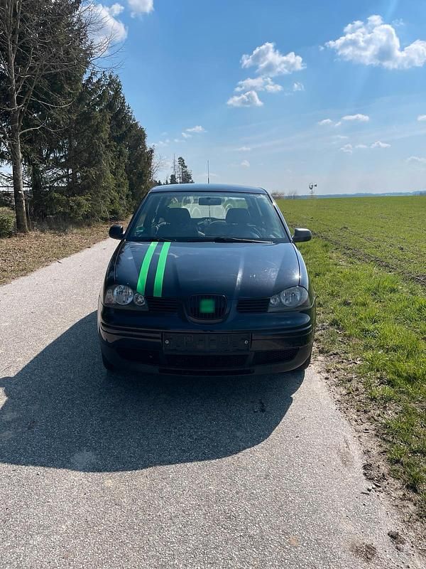 Second-hand Seat Arosa 55 CP (40 kW) 2003 Negru Hatchback