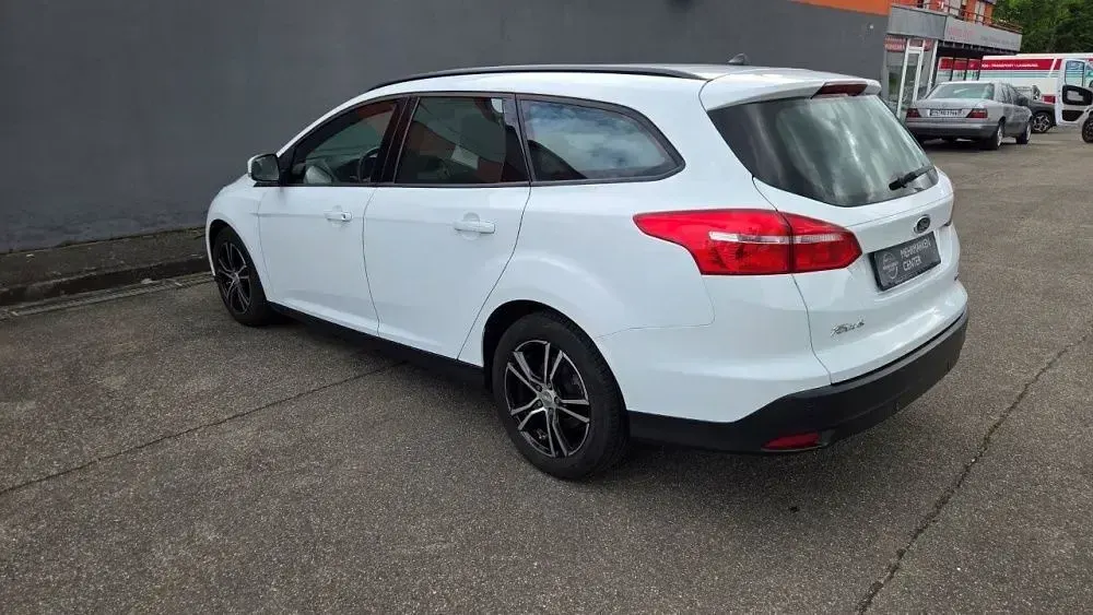 Brugt Ford Focus Trend 125 HK (91 kW) 2017 Hvid Sedan