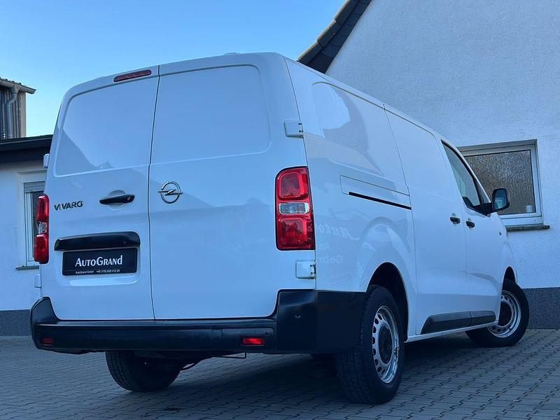 Gebraucht Opel Vivaro Edition 122 PS (89 kW) 2020 White jade Van / Kleinbus
