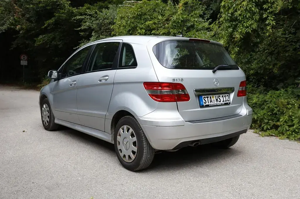 Gebraucht Mercedes B170 116 PS (85 kW) 2008 Silber Van / Kleinbus