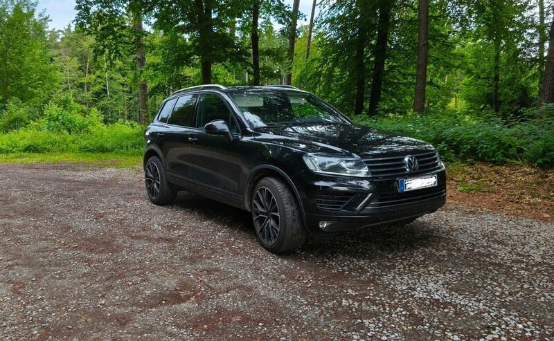 Schwarz Gebraucht 2015 VW Touareg SUV | 21.999 € (Fairer Preis) - Bild 1/1