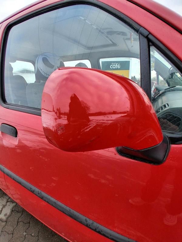 Gebraucht Opel Agila 58 PS (42 kW) 2001 Rot Kleinwagen