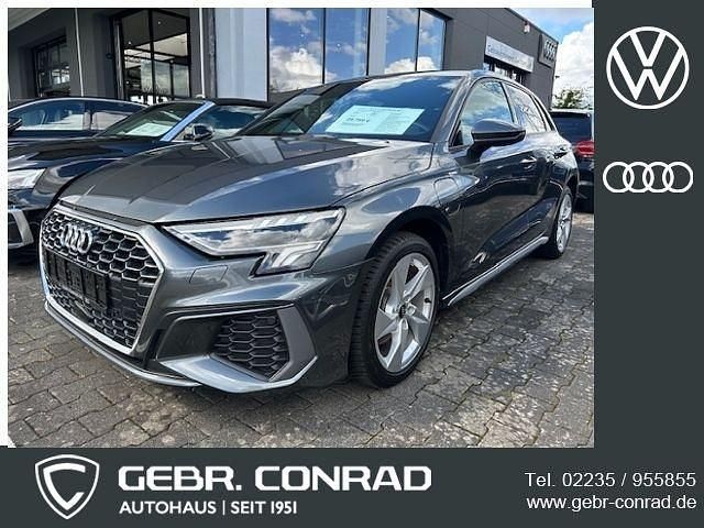 Grau Gebraucht 2022 Audi A3 Sportback e-tron S-Line Limousine | 28.789 € (Fairer Preis) - Bild 1/4