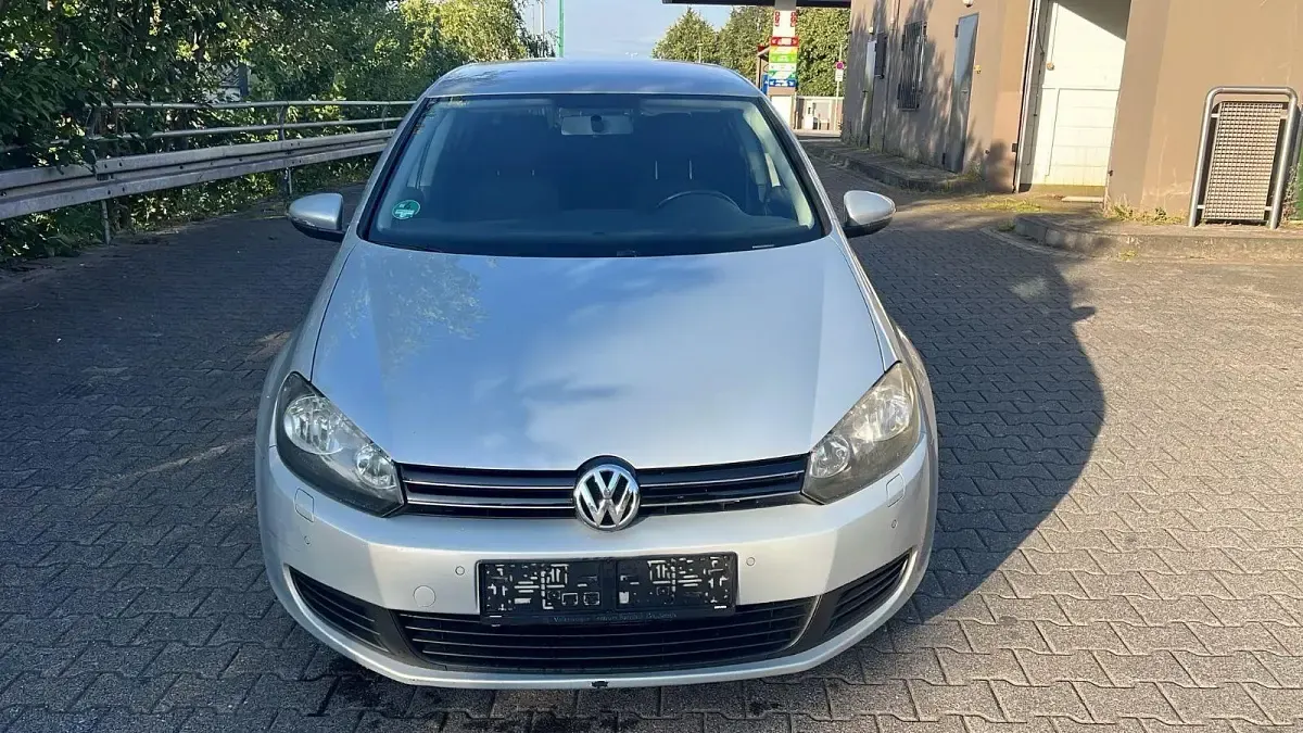 Gebraucht VW Golf VI Comfortline 122 PS (89 kW) 2009 Silber Kleinwagen