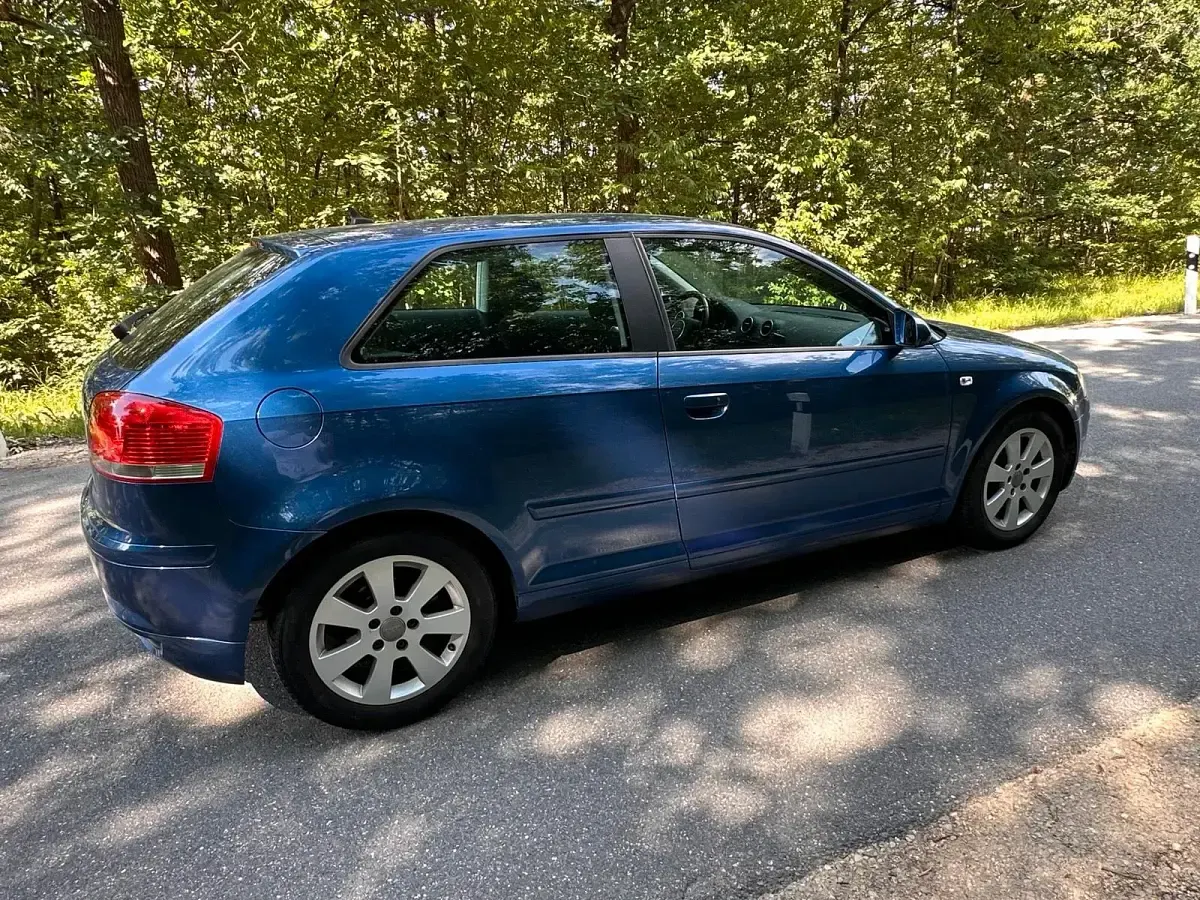 Gebraucht Audi A3 140 PS (102 kW) 2005 Blau Kleinwagen