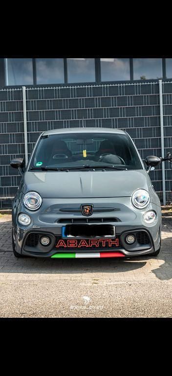 Usata Abarth 695 165 CV (121 kW) 2017 Grigio Utilitaria