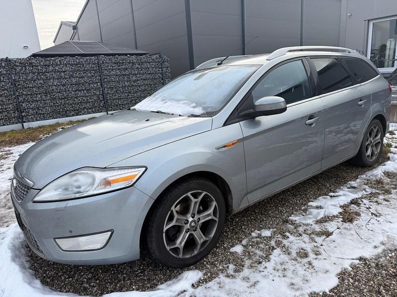 Silber Gebraucht 2010 Ford Mondeo Titanium Kombi | 1.600 € - Bild 1/4