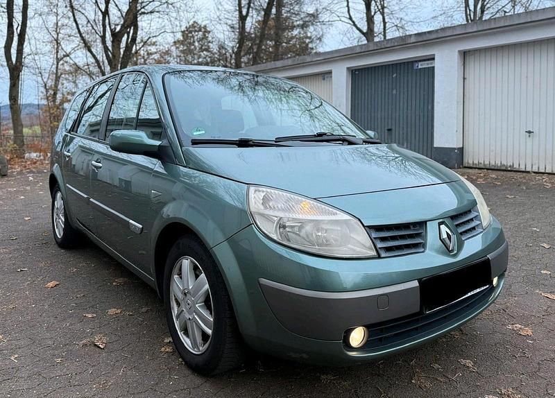 Grün Gebraucht 2005 Renault Scénic II Van / Kleinbus | 1.190 € (Guter Preis) - Bild 1/4