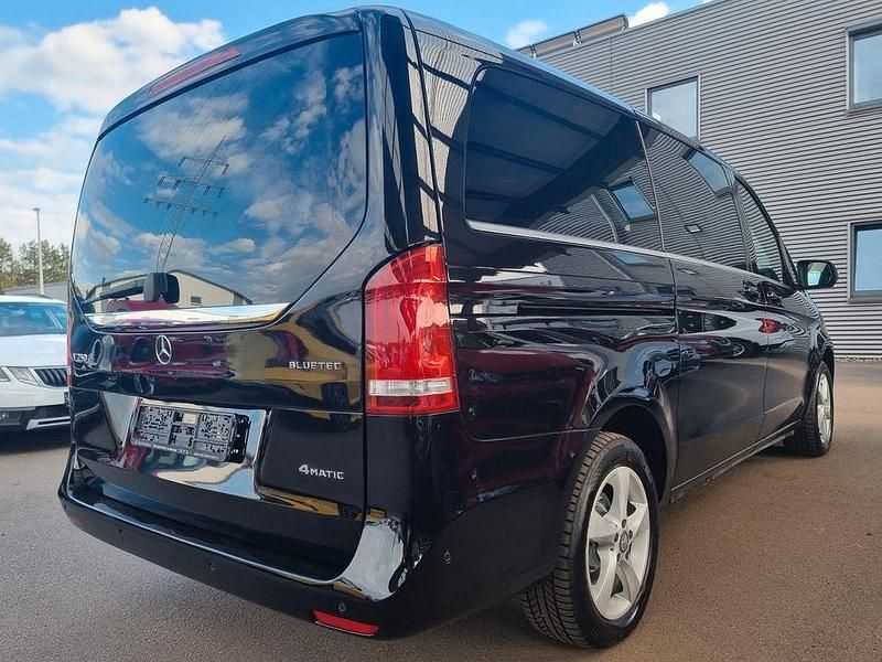 Gebraucht Mercedes V250 190 PS (139 kW) 2015 Schwarz Van / Kleinbus