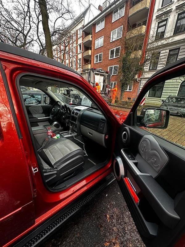 Gebraucht Dodge Nitro 174 PS (127 kW) 2009 Orange SUV