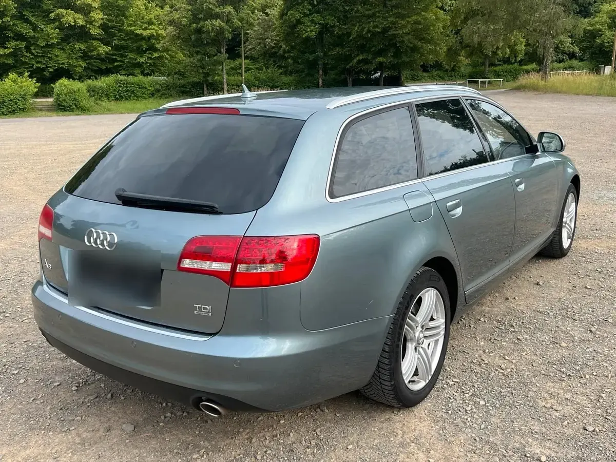 Gebraucht Audi A6 239 PS (175 kW) 2011 Grau Kombi