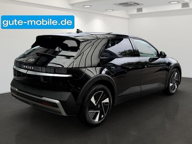 Neu Hyundai Ioniq Techniq 167 kW (228 PS) 2025 Abyss black / mic Kleinwagen