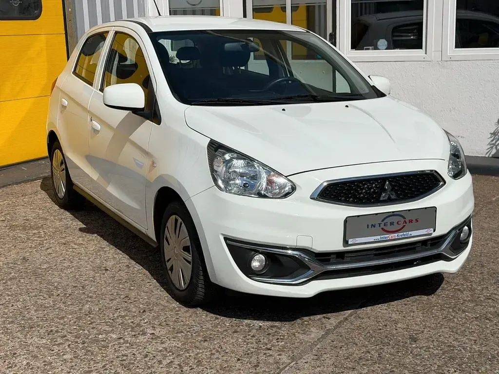 Gebraucht Mitsubishi Space Star 71 PS (52 kW) 2018 Weiß Kleinwagen