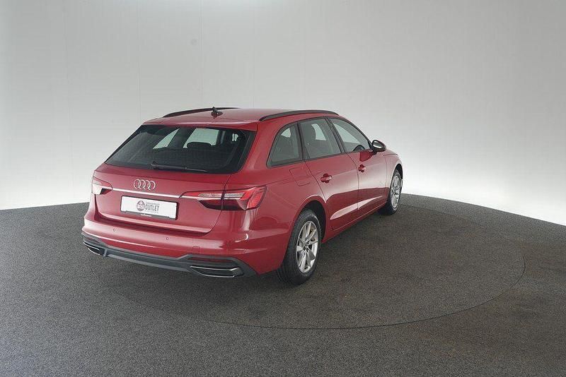 Gebraucht Audi A4 Business 136 PS (100 kW) 2021 Tangorot metallic Kombi