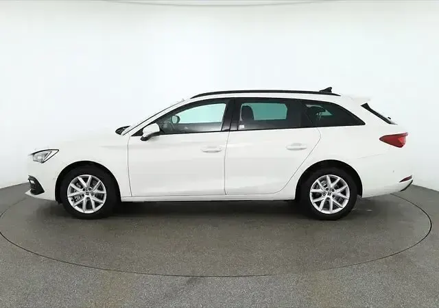 Gebraucht Seat Leon 115 PS (84 kW) 2022 Weiss