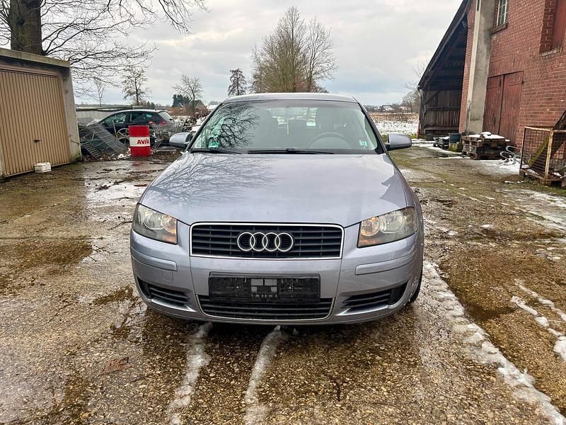 Gebraucht Audi A3 102 PS (75 kW) 2005 Blau Kleinwagen