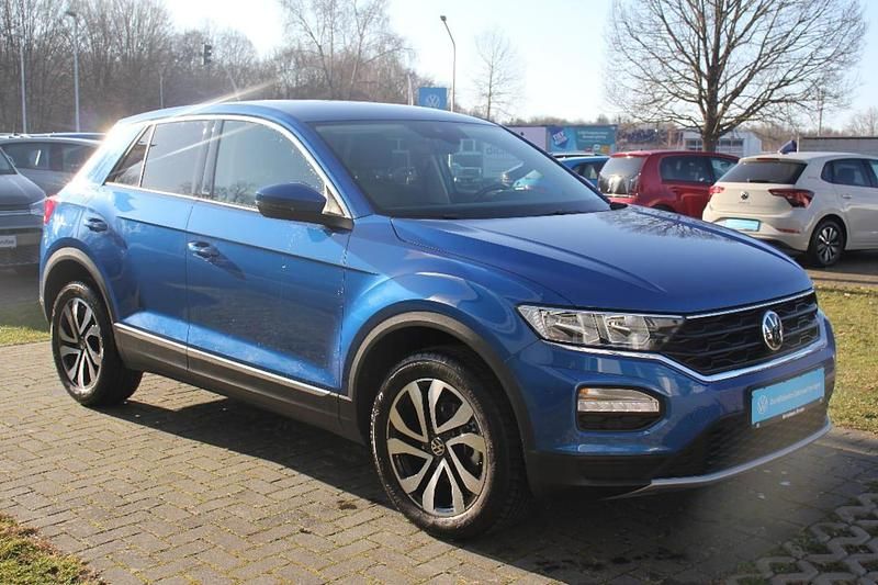 Gebraucht VW T-Roc Active 110 PS (80 kW) 2022 Blau SUV