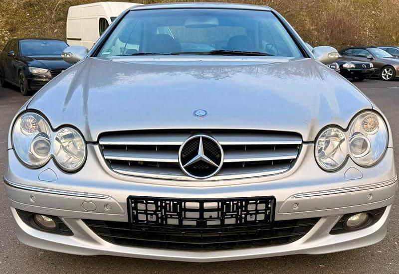 Gebraucht Mercedes CLK280 231 PS (169 kW) 2005 Silber Coupé