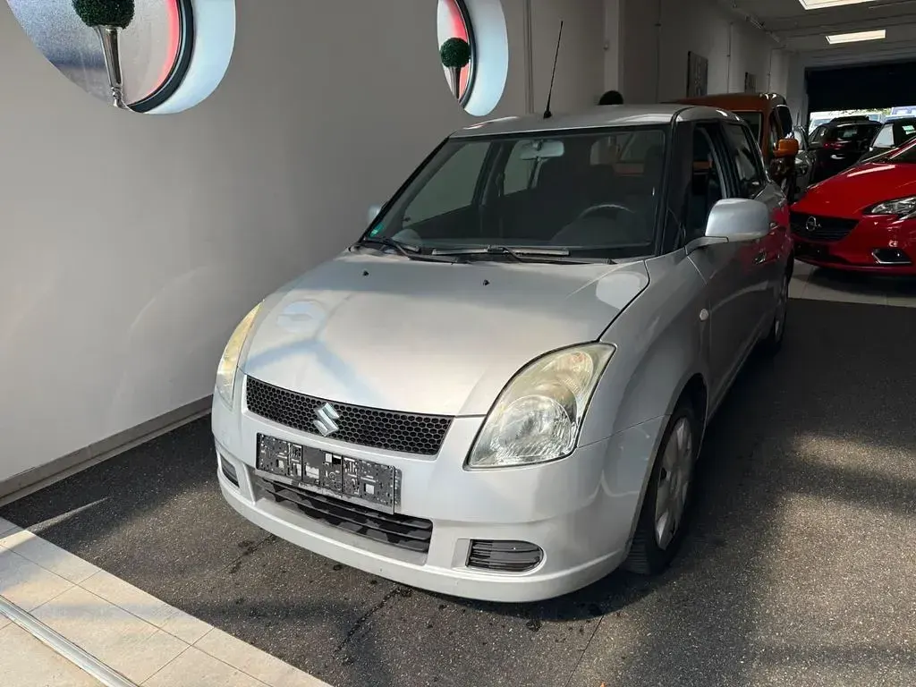Gebraucht Suzuki Swift Snow 92 PS (67 kW) 2007 Silber Kleinwagen