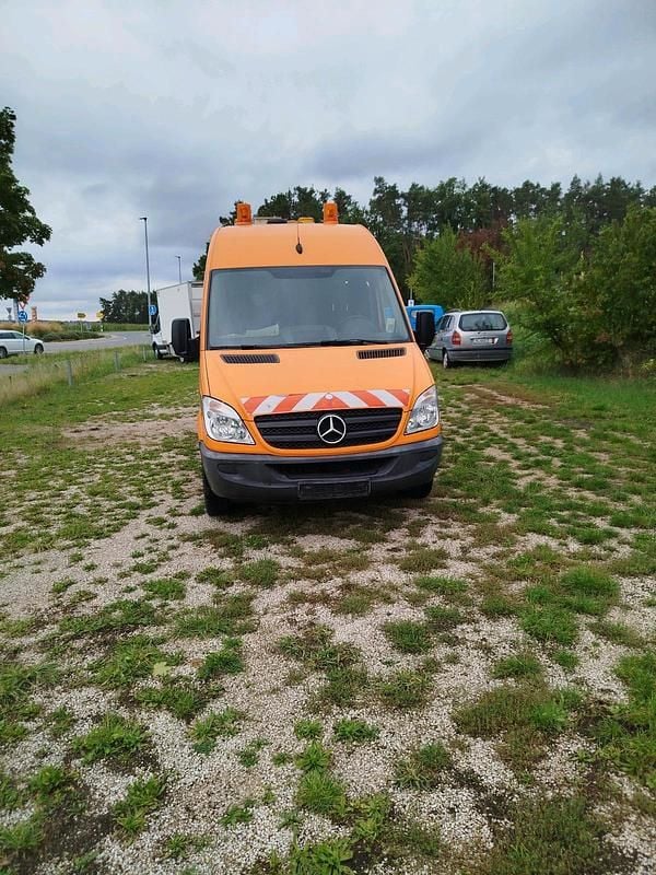 Orange Gebraucht 2012 Mercedes Sprinter Van | 8.500 € - Bild 1/4