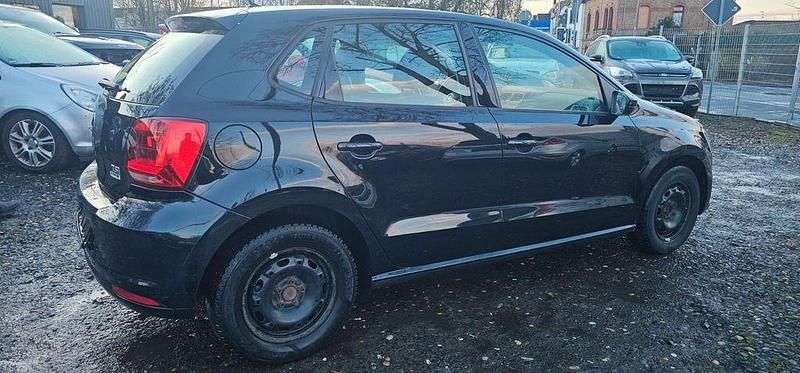 Gebraucht VW Polo Comfortline 90 PS (66 kW) 2015 Schwarz Limousine