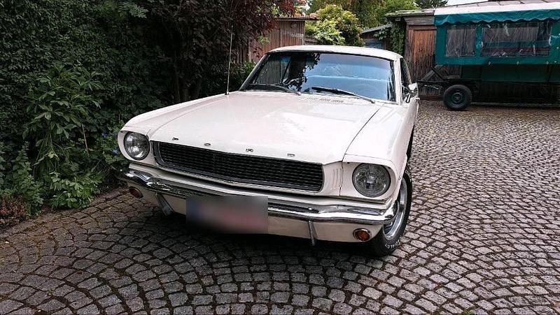 Usata Ford Mustang 200 CV (147 kW) 1966 Bianco Coupé
