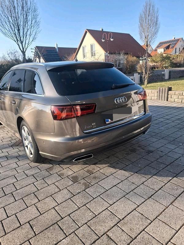 Gebraucht Audi A6 190 PS (139 kW) 2016 Grau Kombi