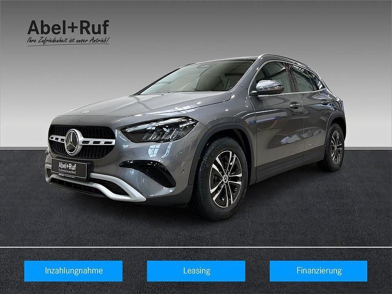 Grau Gebraucht 2025 Mercedes GLA200 SUV | 40.948 € (Fairer Preis) - Bild 1/4