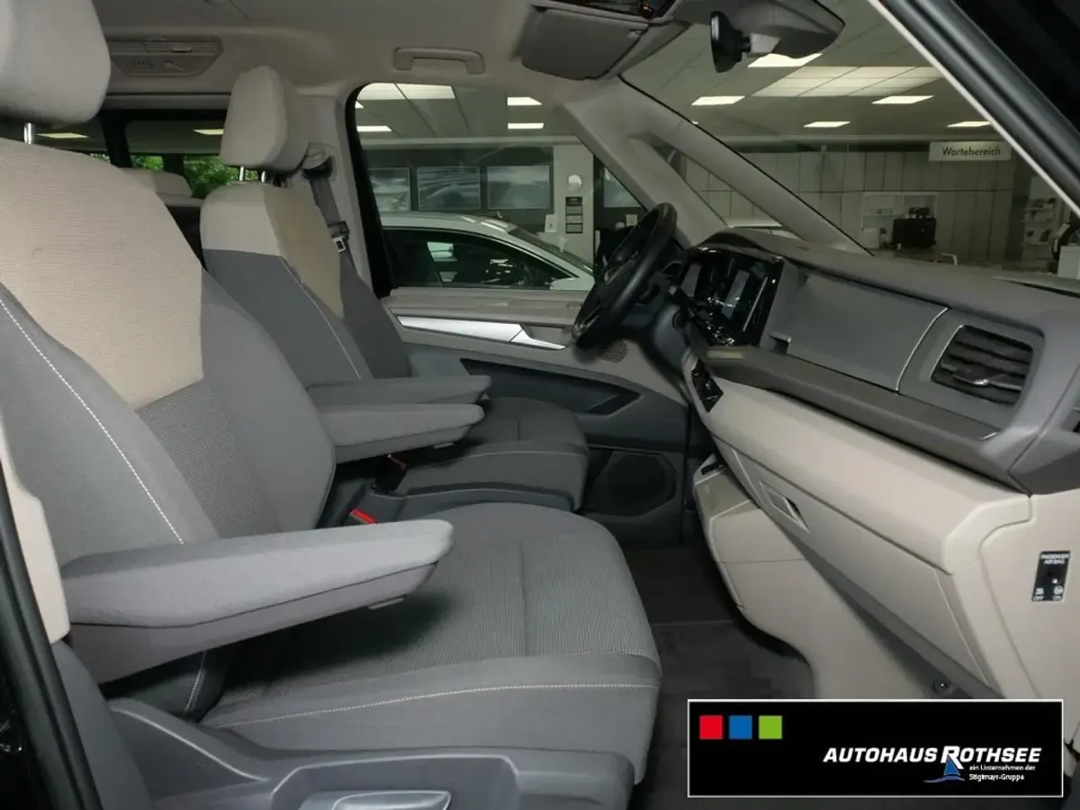 Gebraucht VW Multivan Life 150 PS (110 kW) 2025 Schwarz Van / Kleinbus