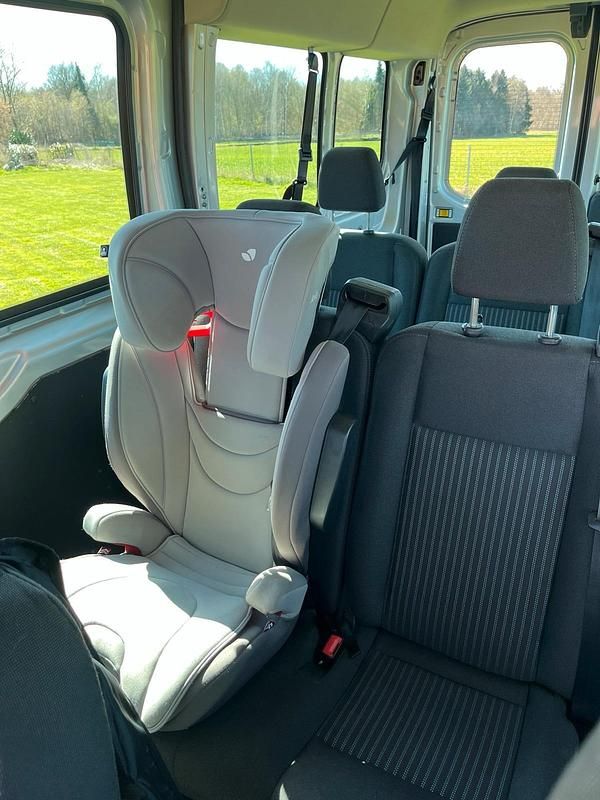 Gebraucht Ford Transit 133 PS (97 kW) 2017 Grau Kombi