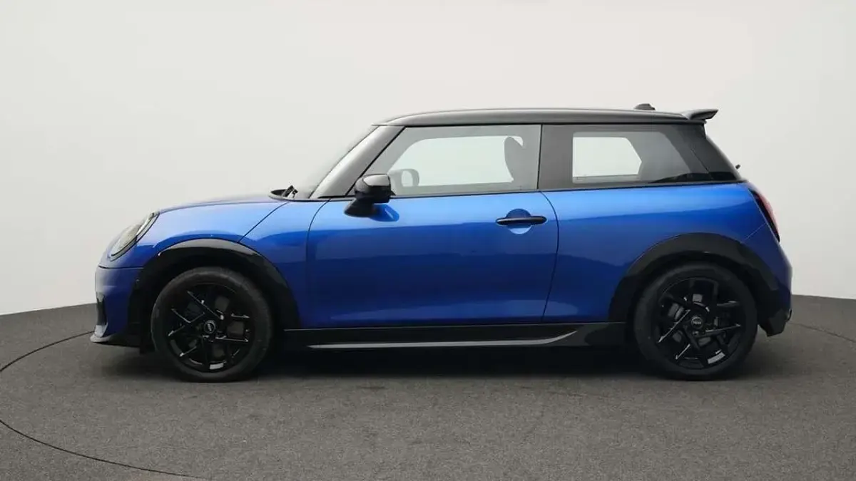 Gebraucht Mini John Cooper Works 156 PS (114 kW) 2025 Blau Kleinwagen
