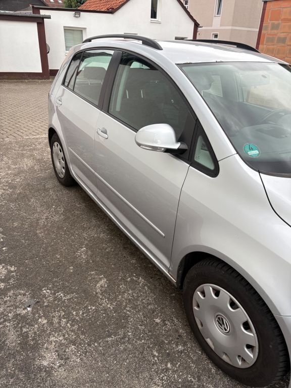 Gebraucht VW Golf Plus Style 122 PS (89 kW) 2010 Silber Van / Kleinbus