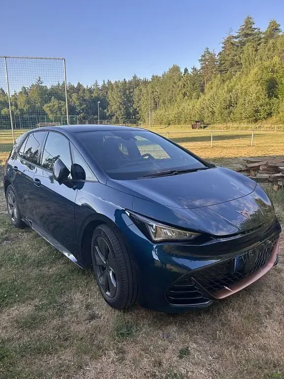 Gebraucht Cupra Born 150 kW (204 PS) 2022 Blau Kleinwagen