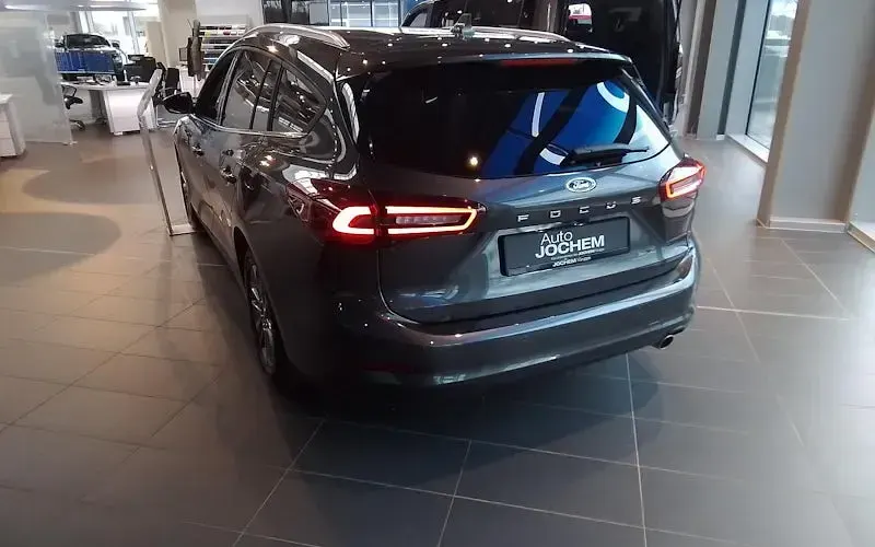 Nowe Ford Focus 155 KM (114 kW) 2026 Szary Kombi