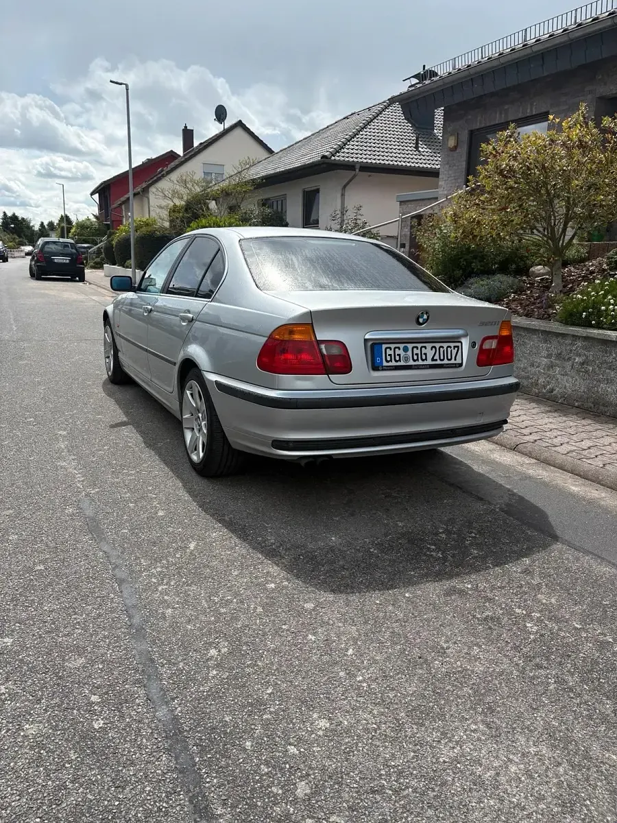 Gebraucht BMW 320 170 PS (125 kW) 2001 Limousine
