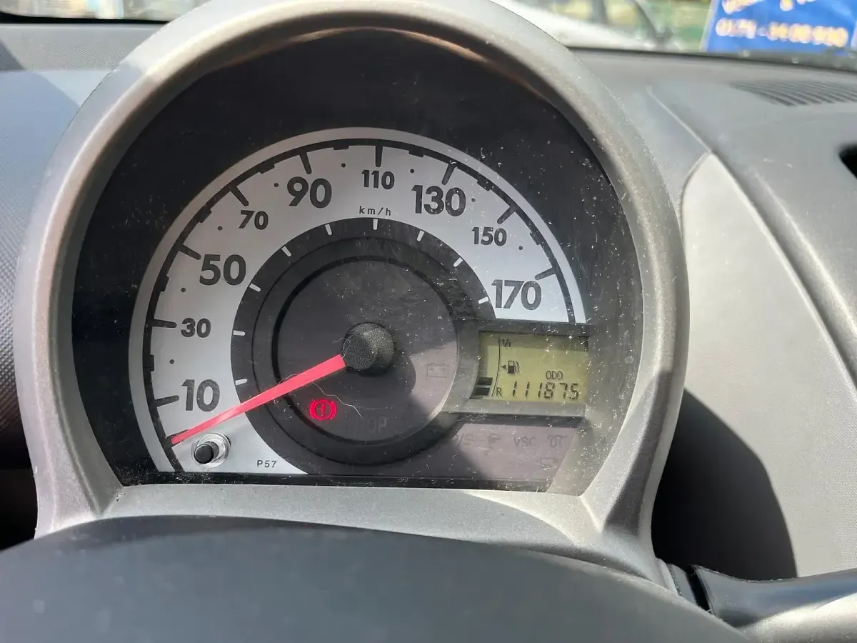 Gebraucht Citroën C1 70 PS (51 kW) 2008 Kleinwagen
