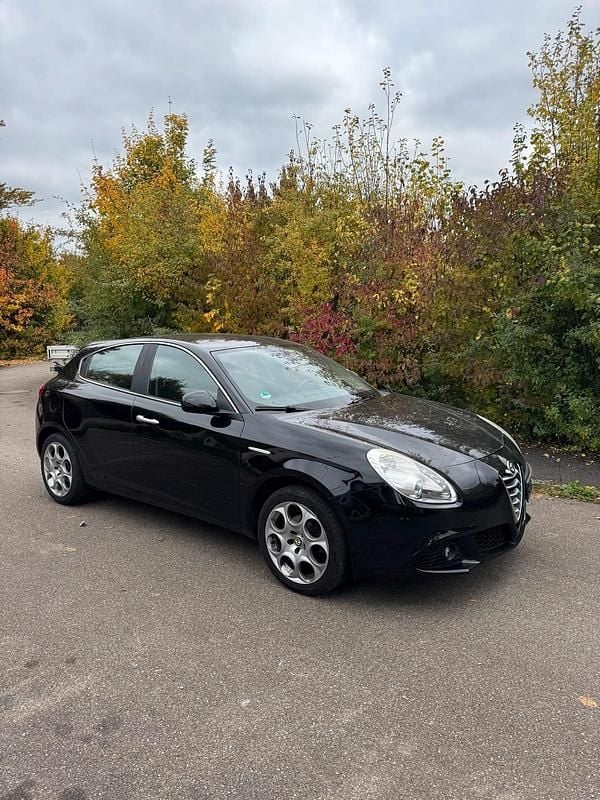 Schwarz Gebraucht 2012 Alfa Romeo Giulietta Kleinwagen | 3.900 € (Guter Preis) - Bild 1/4