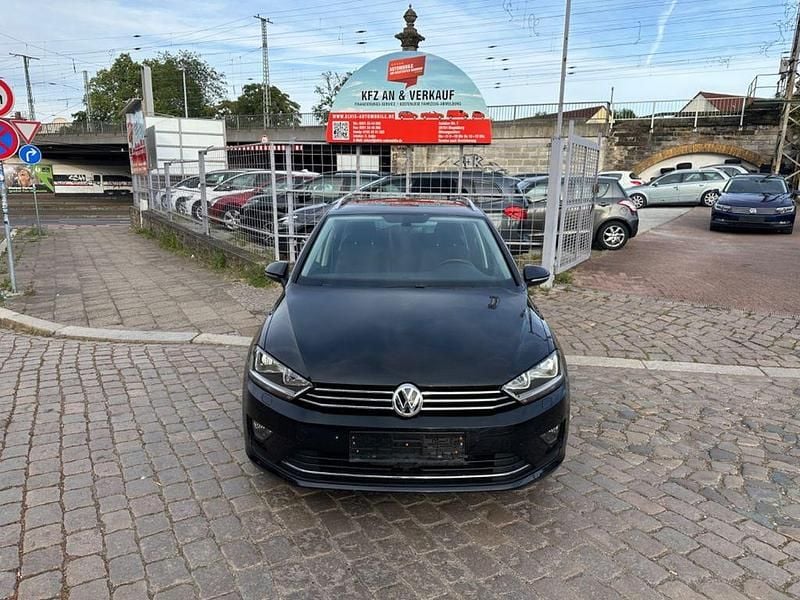 Schwarz Gebraucht 2017 VW Golf Sportsvan Sound Van / Kleinbus | 12.490 € (Guter Preis) - Bild 1/4