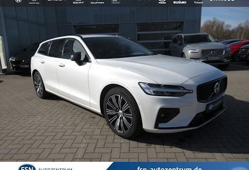 Gebraucht Volvo V60 Plus 197 PS (144 kW) 2025 Weiß Kombi