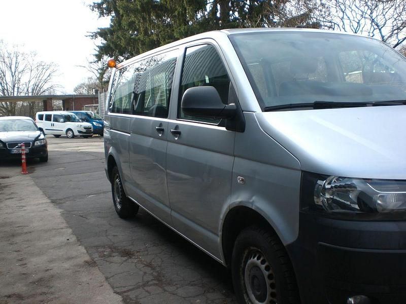 Gebraucht VW Transporter 140 PS (102 kW) 2014 Silber Van