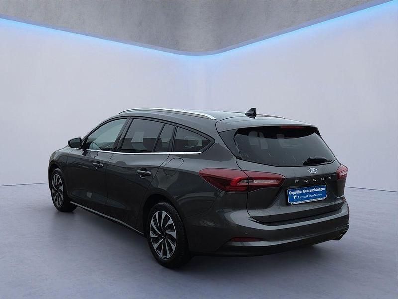 Gebraucht Ford Focus Titanium X 125 PS (91 kW) 2024 Magnetic metallic Limousine
