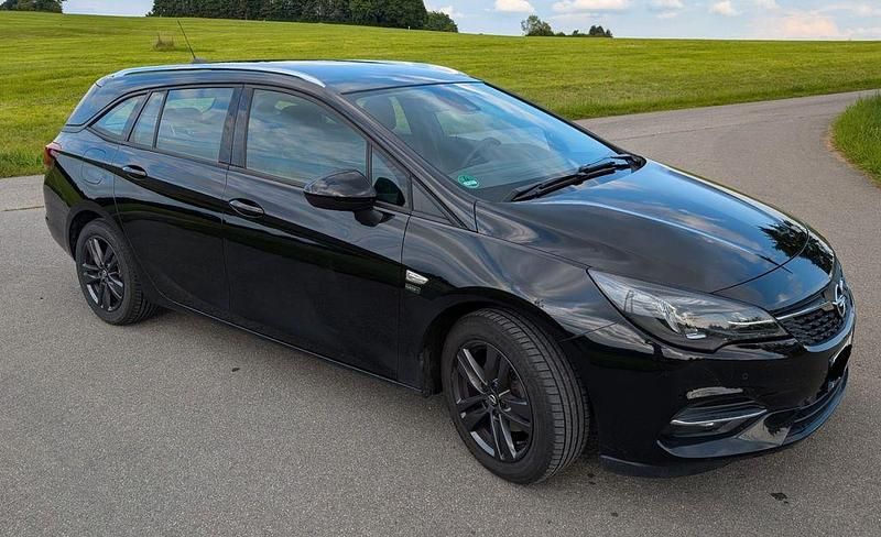 Schwarz Gebraucht 2020 Opel Astra Kombi | 15.500 € (Fairer Preis) - Bild 1/4