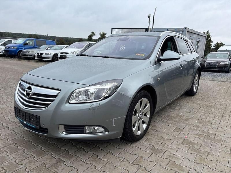 Grau Gebraucht 2012 Opel Insignia Kombi | 3.999 € (Superpreis) - Bild 1/4