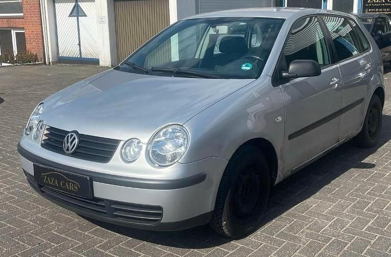 Silber Gebraucht 2005 VW Polo Basis Kombi | 600 € (Superpreis) - Bild 1/4