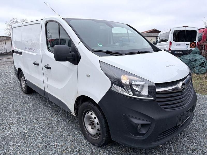 Gebraucht Opel Vivaro 120 PS (88 kW) 2019 Weiß Van / Kleinbus