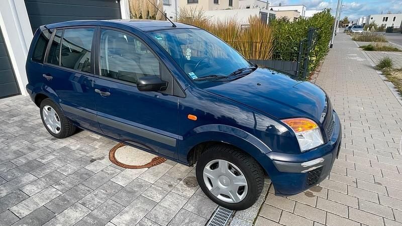 Blau Gebraucht 2009 Ford Fusion Style Van / Kleinbus | 3.400 € (Guter Preis) - Bild 1/4