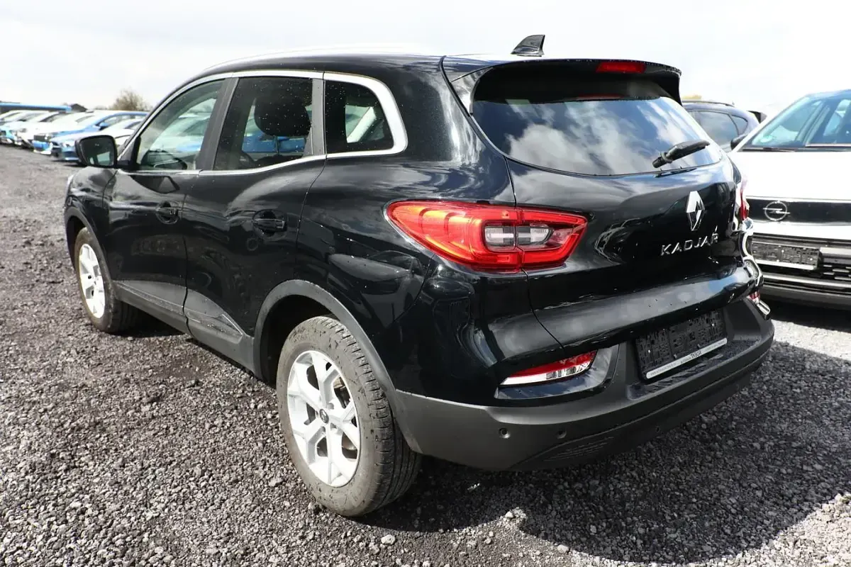 Gebraucht Renault Kadjar Zen 116 PS (85 kW) 2022 Schwarz metallic SUV