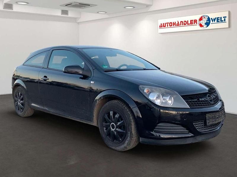 Gebraucht Opel Astra GTC Selection 116 PS (85 kW) 2009 Schwarz Limousine