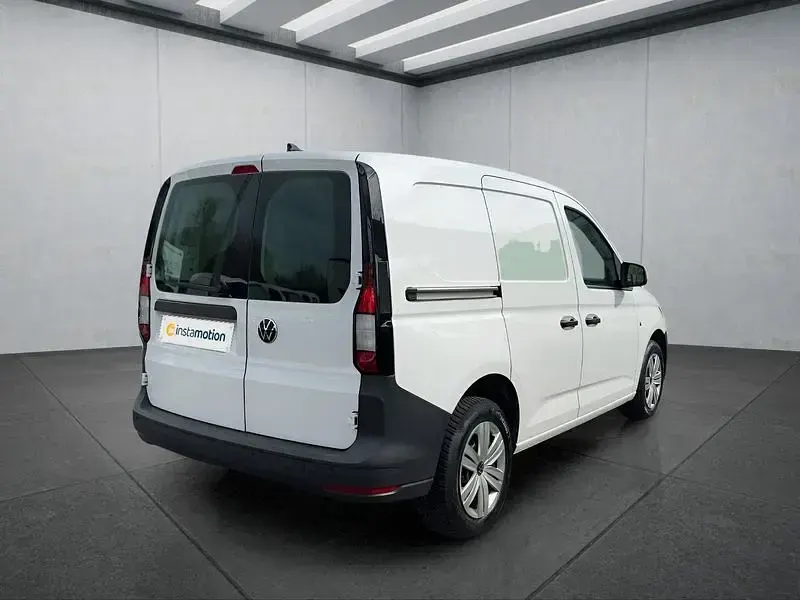 Second-hand VW Caddy 114 CP (83 kW) 2023 Alb Monovolum